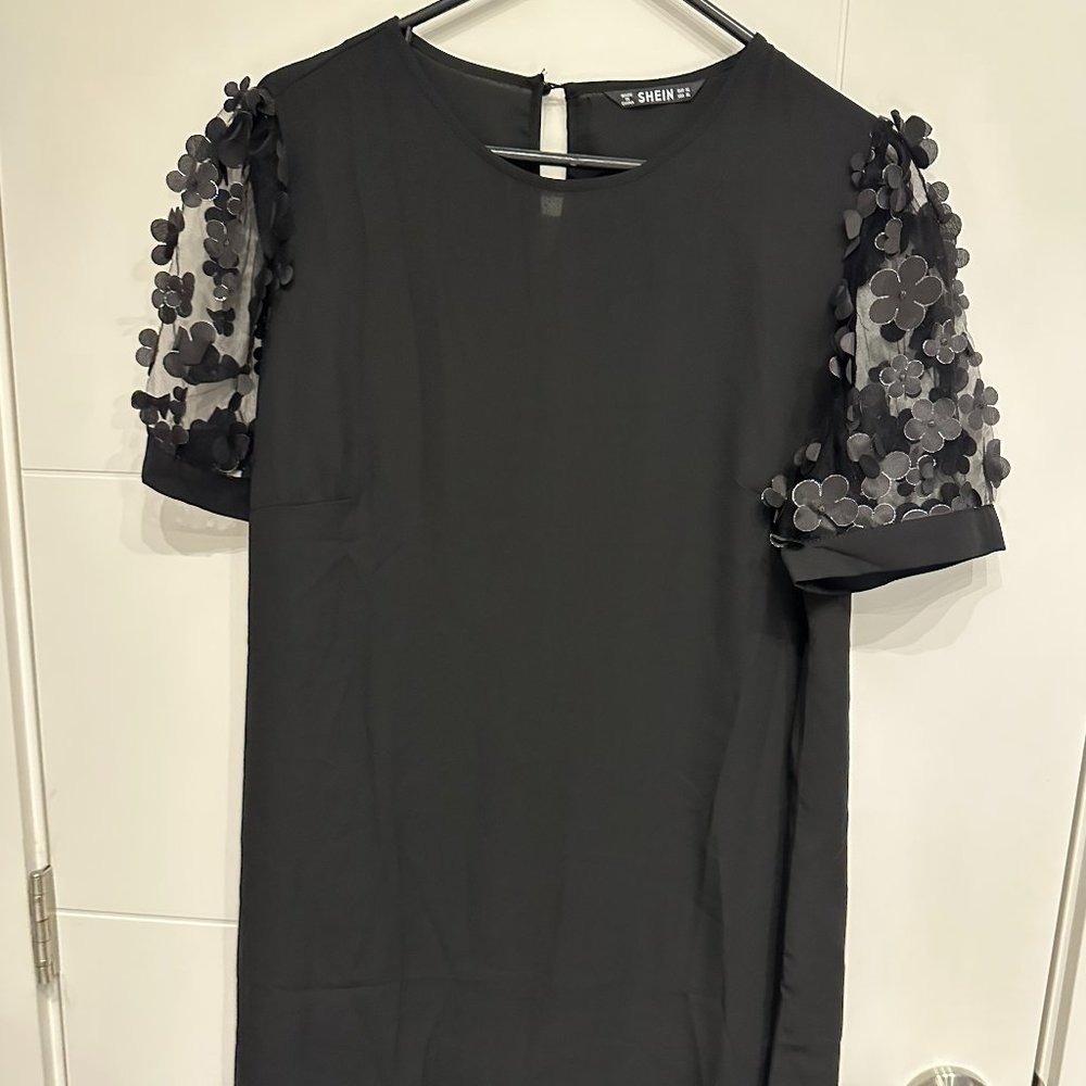 SHEIN Black Floral Sheer Sleeve T-Shirt Midi Dress